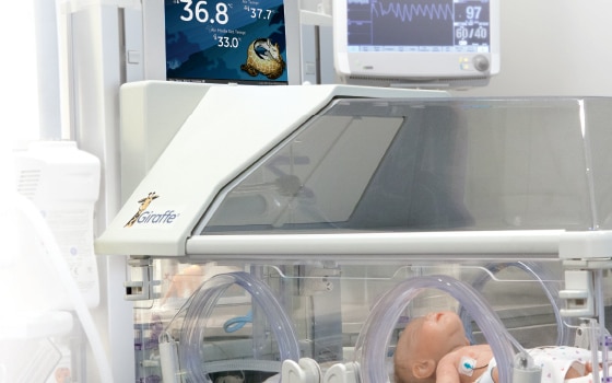Giraffe OmniBed Carestation | GE Healthcare (United Kingdom)